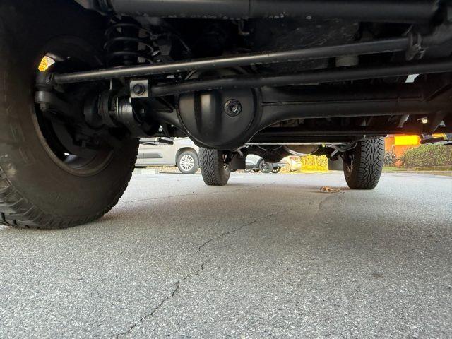 LAND ROVER Defender 90 2.2 TD4 Station Wagon S