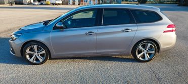 Peugeot 308 BlueHDi 100 S&S SW Active