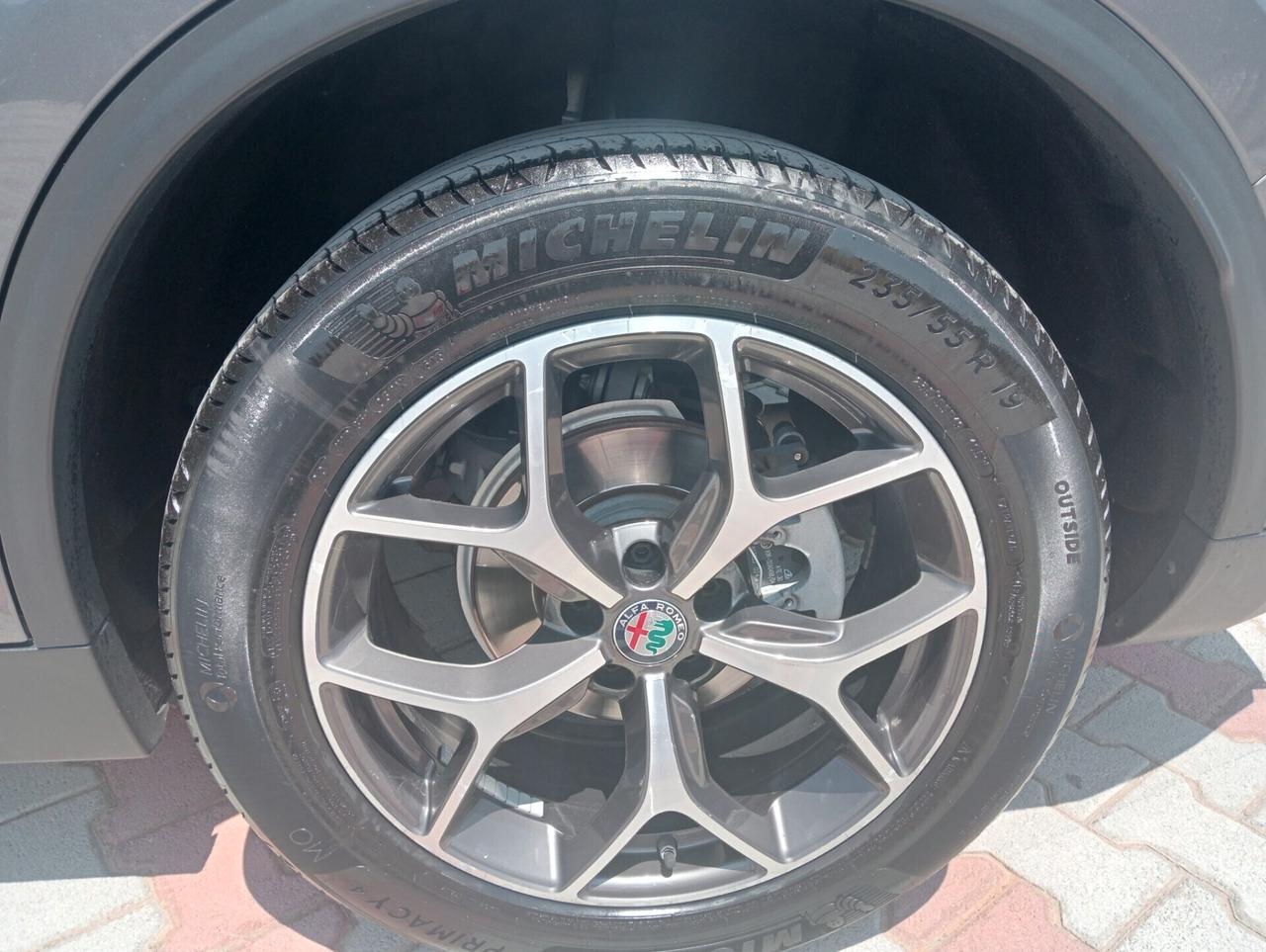 Alfa Romeo Stelvio 2.2 Turbodiesel 180 CV AT8 RWD Executive