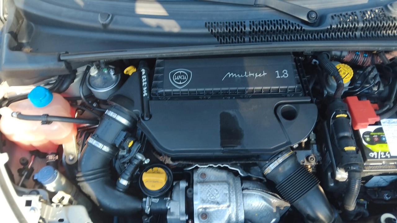 Lancia Ypsilon 1.3 MJT 16V 95 CV 5 porte S&S Platinum