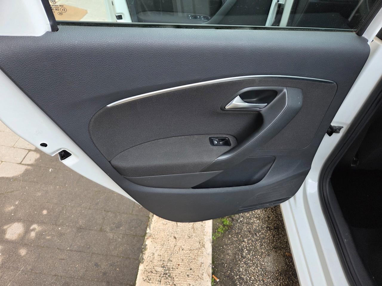 VW POLO ANNO 2014 RESTYLING KM 110000 CERTIFICATI
