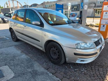 Fiat Stilo 1.6i 16V 5 porte con 180.000km Unicoproprietario Neopatentati ok