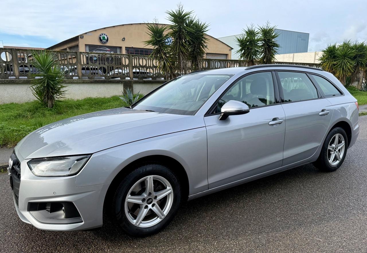 Audi A4 Avant 35 TDI/163 CV S tronic Business Advanced