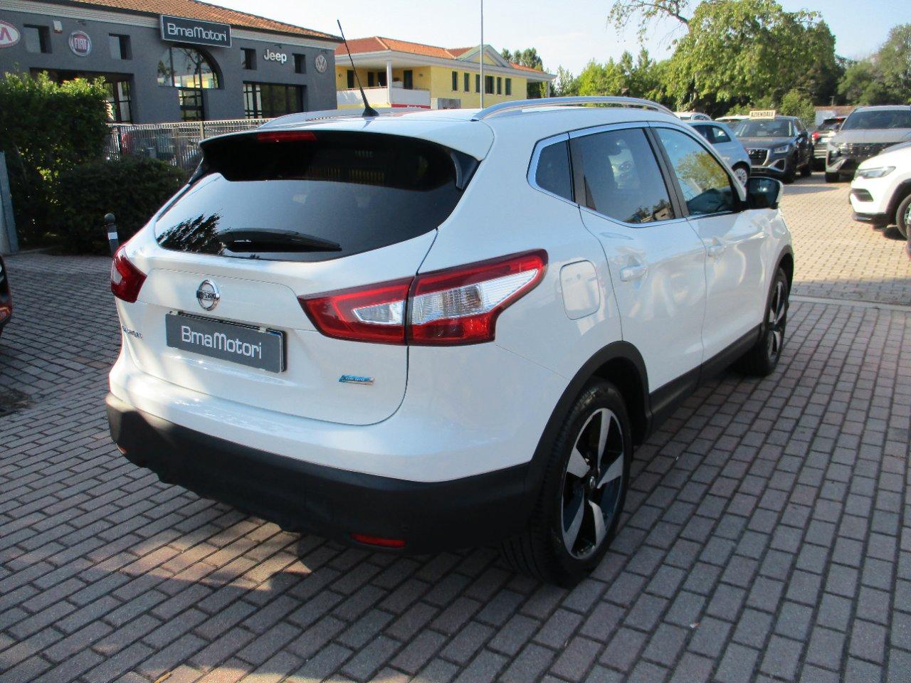 Nissan Qashqai 1.5 dci 360 110cv E6 TETTO/360/Frenata