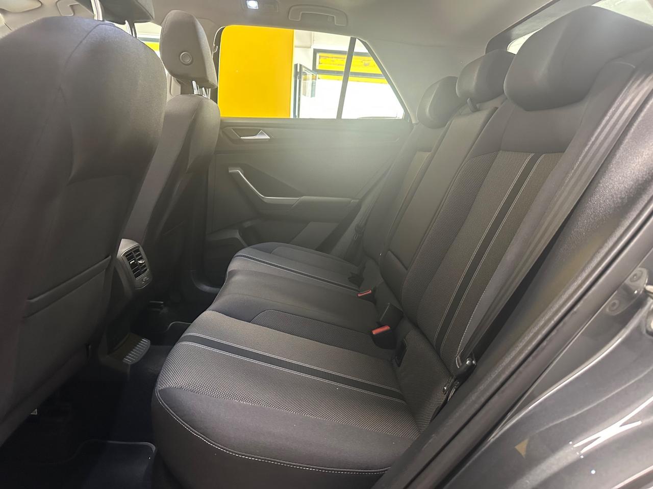 Volkswagen T-Roc 1.6 TDI SCR Advanced BlueMotion Technology