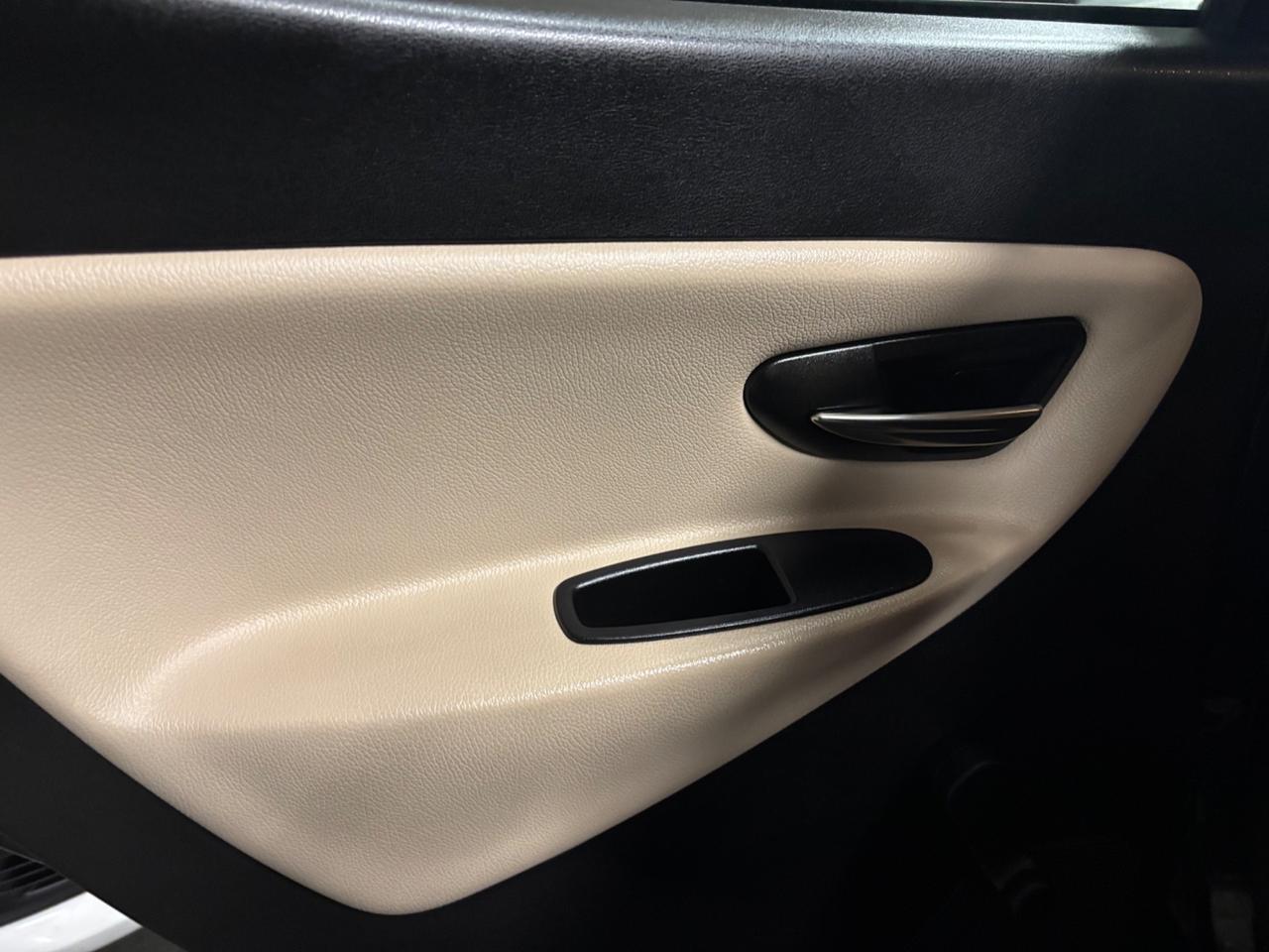 Lancia Ypsilon 1.2 BENZINA OK NEOPATENTATI