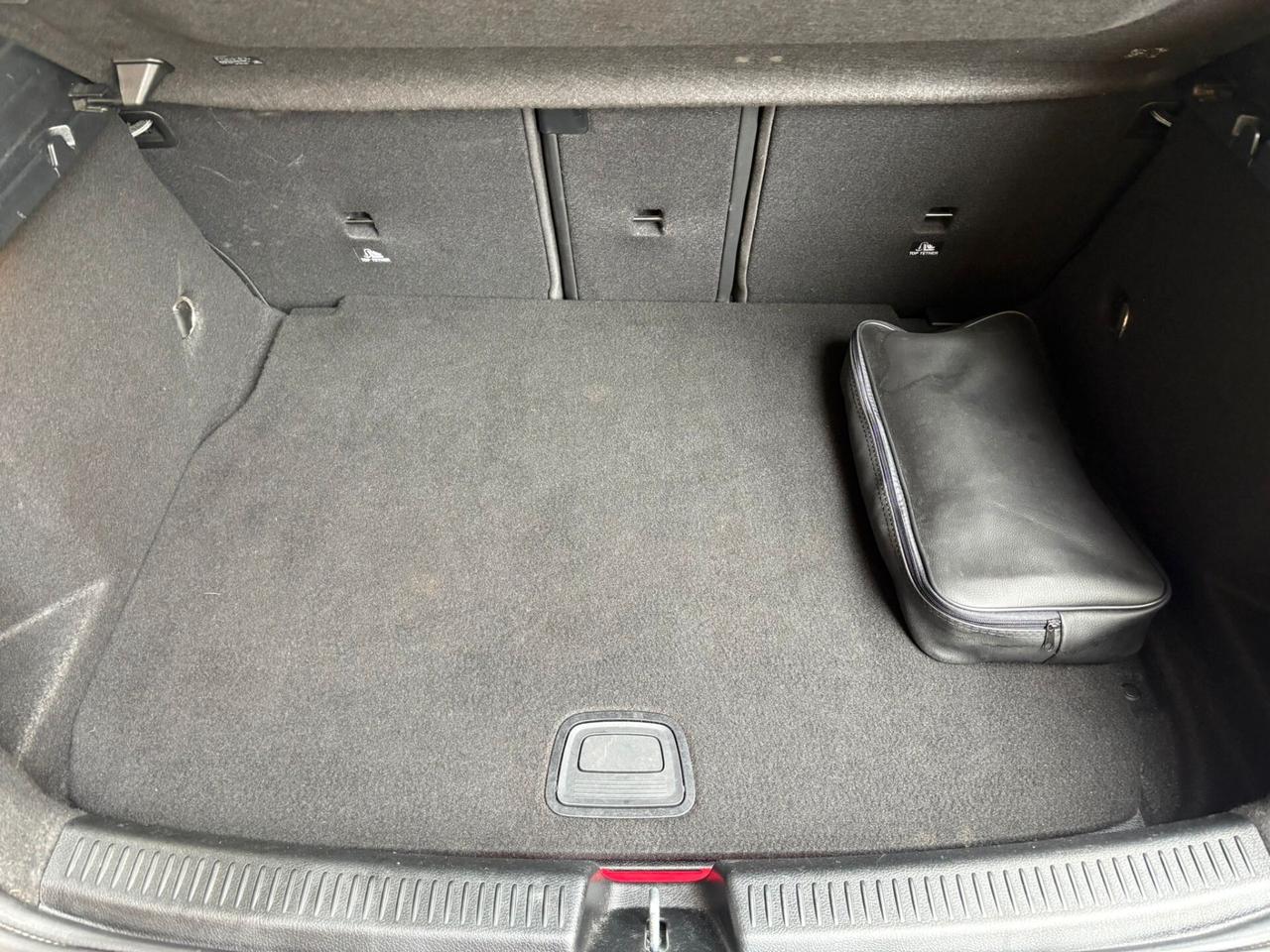 Mercedes-benz A 180 d Premium AMG