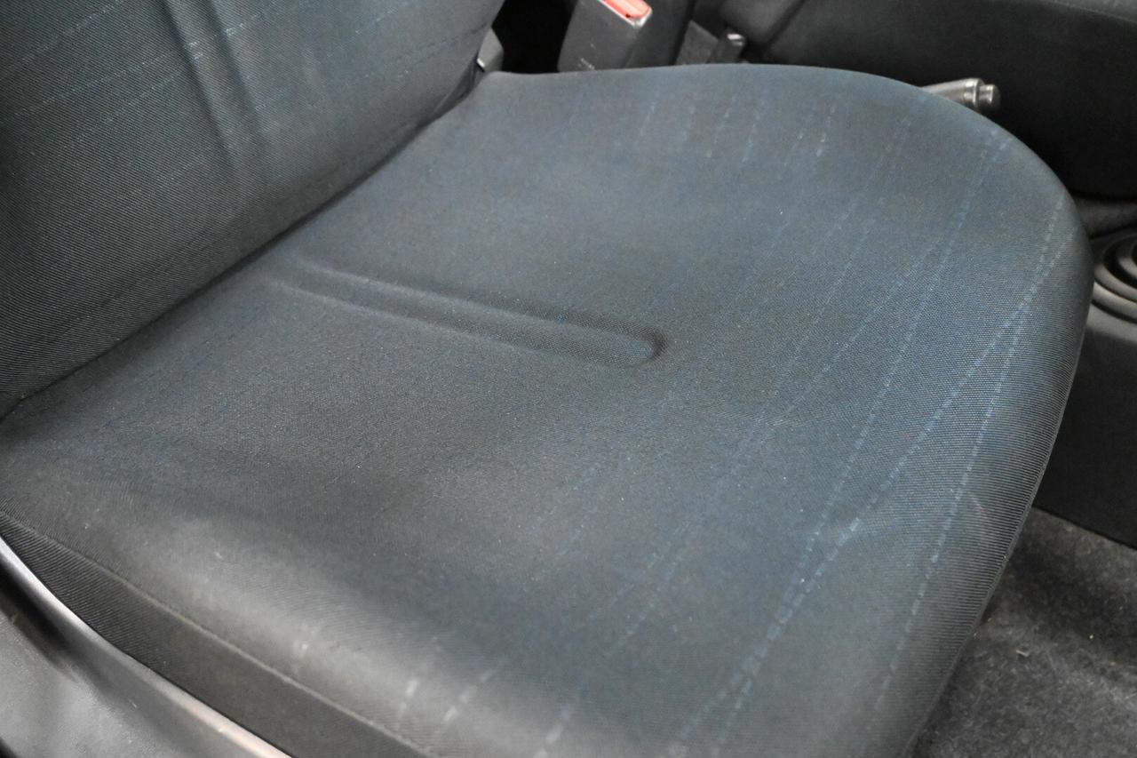 TOYOTA Yaris 2ª serie Yaris 1.0 5 porte Sol