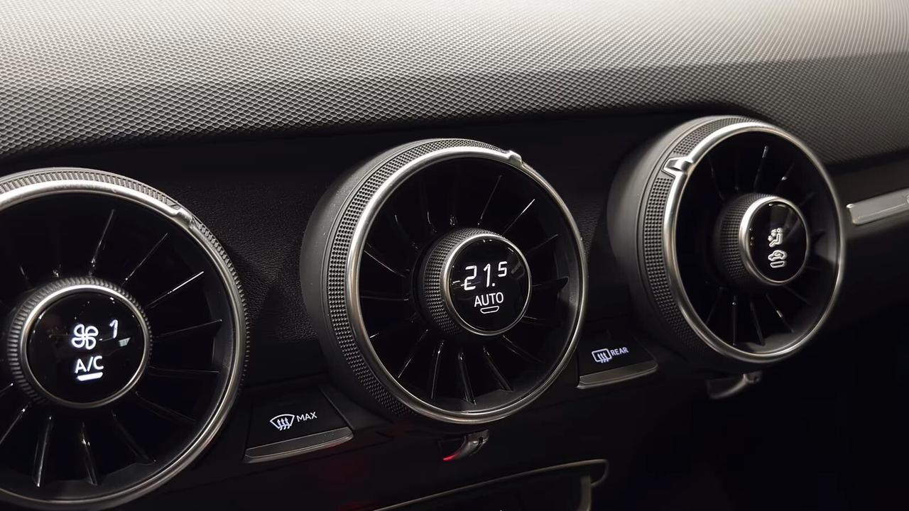 Audi TT Coupé 45 TFSI COMPETITION/ S-TRONIC/ S-LINE/ R20/ 245CV/ UFFICIALE