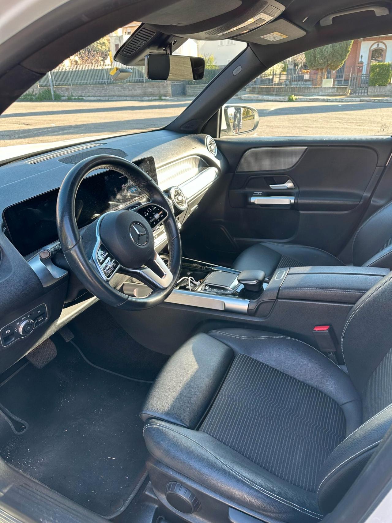 Mercedes-Benz GLB 200 GLB Sport Plus Easy Tech auto 7p