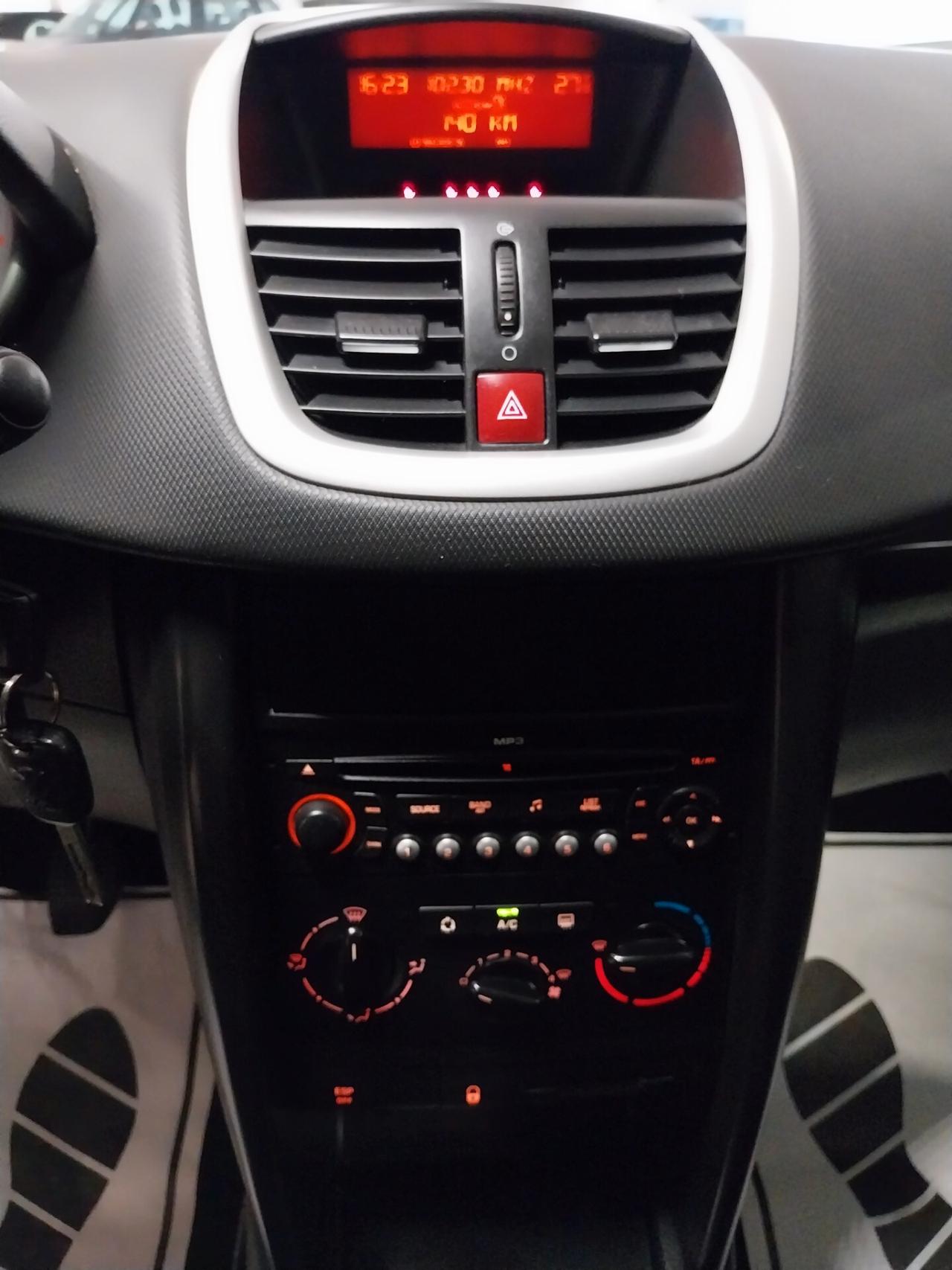Peugeot 207 1.4 HDi 70CV 5p. Energie Sport - ok neopatentati
