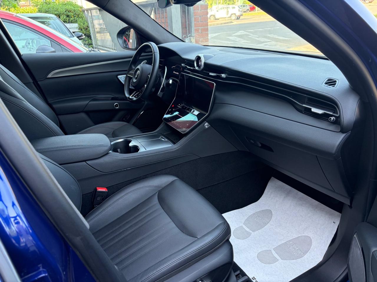 Maserati Grecale MHEV 300 CV AWD GT