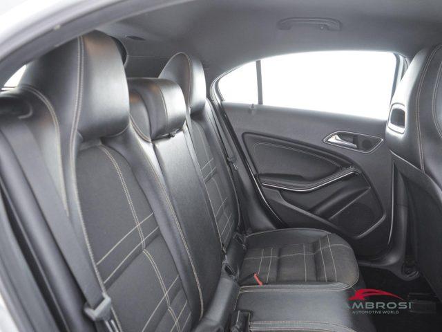 MERCEDES-BENZ CLA sse A 180 CDI Automatic Sport