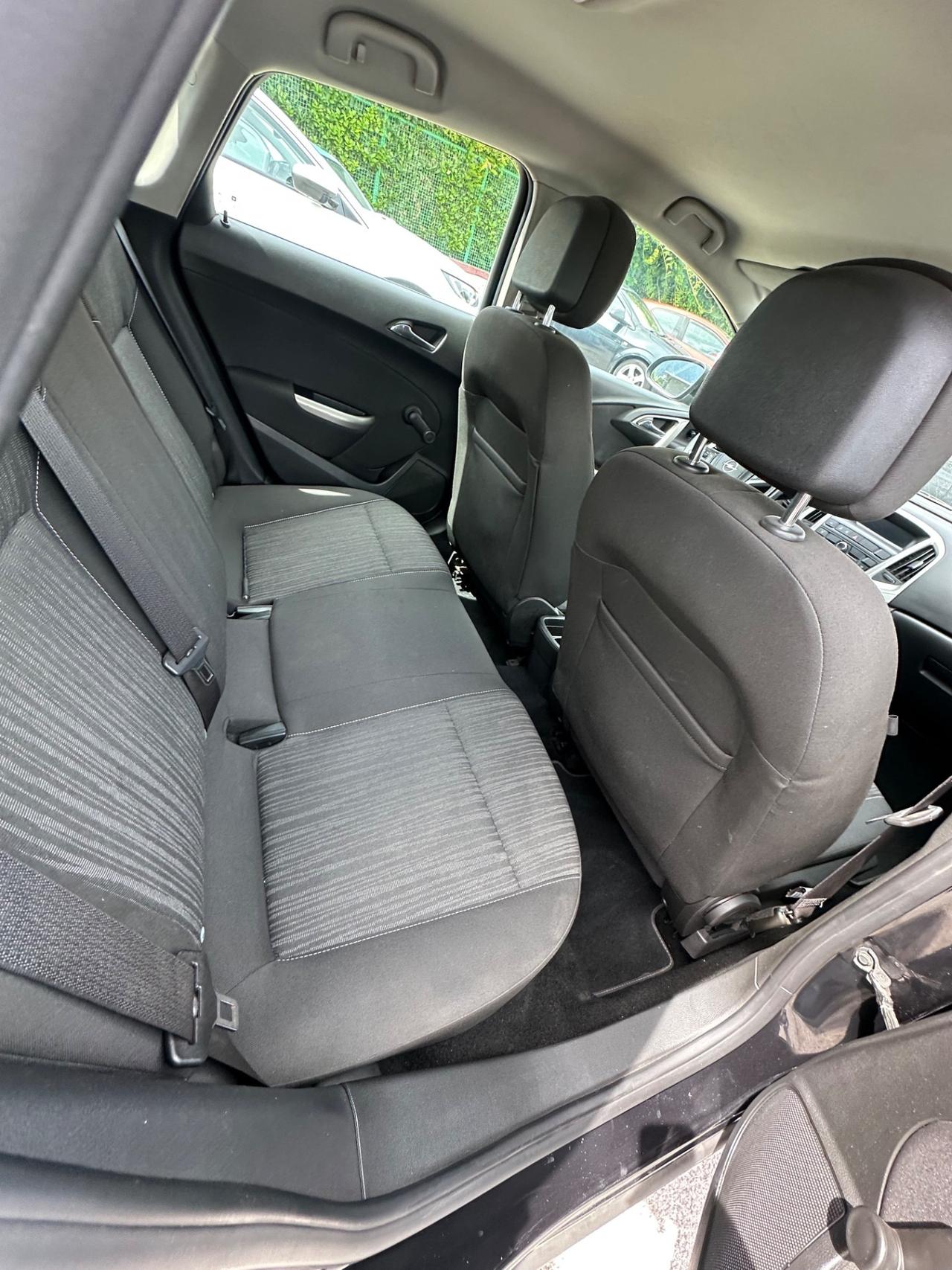 Opel Astra 1.4 Turbo 140CV 5 porte GPL Tech Cosmo