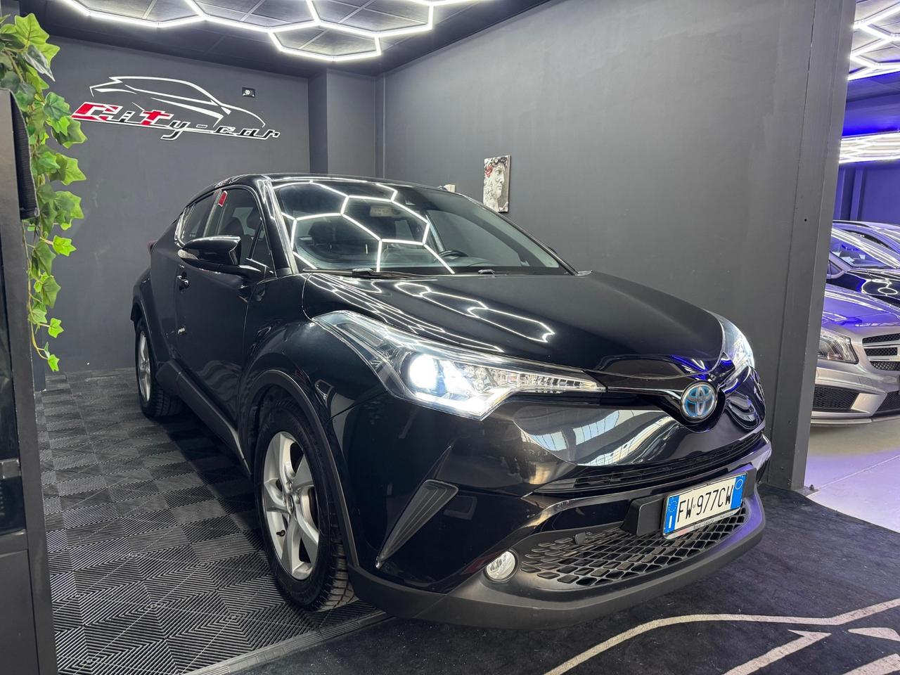 Toyota C-HR 1.8 Hybrid E-CVT – Anno 2019 – 108.000 km