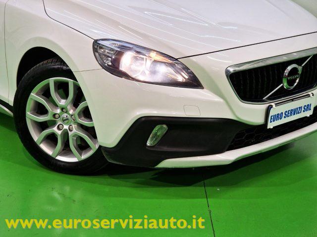 VOLVO V40 Cross Country D2 Geartronic Business