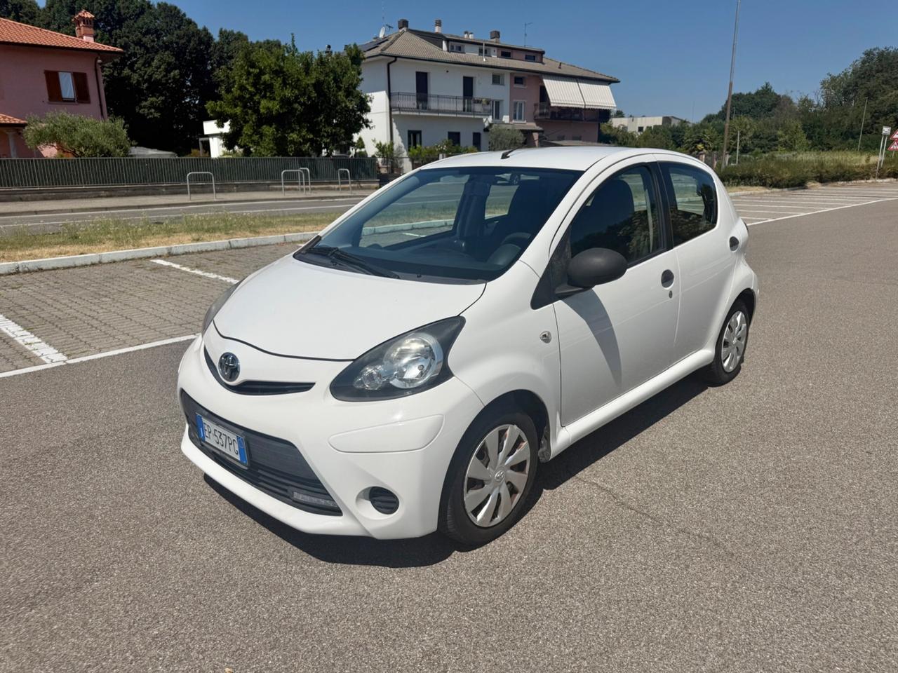 Toyota Aygo 1.0 12V VVT-i 5 porte 68Cv*Navi*Neopatentati