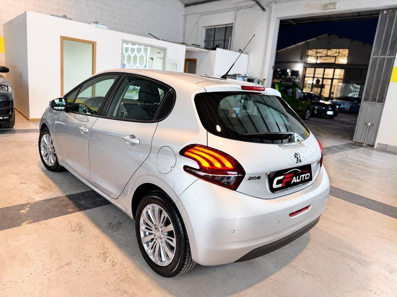 Peugeot 208 PureTech 82CV 5p. GPL Allure 2018