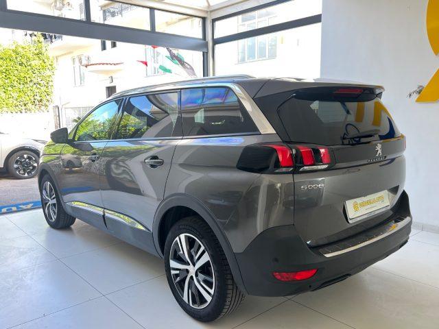 PEUGEOT 5008 BlueHDi 130 S&S EAT8 Allure Pack da?259,00 mensili