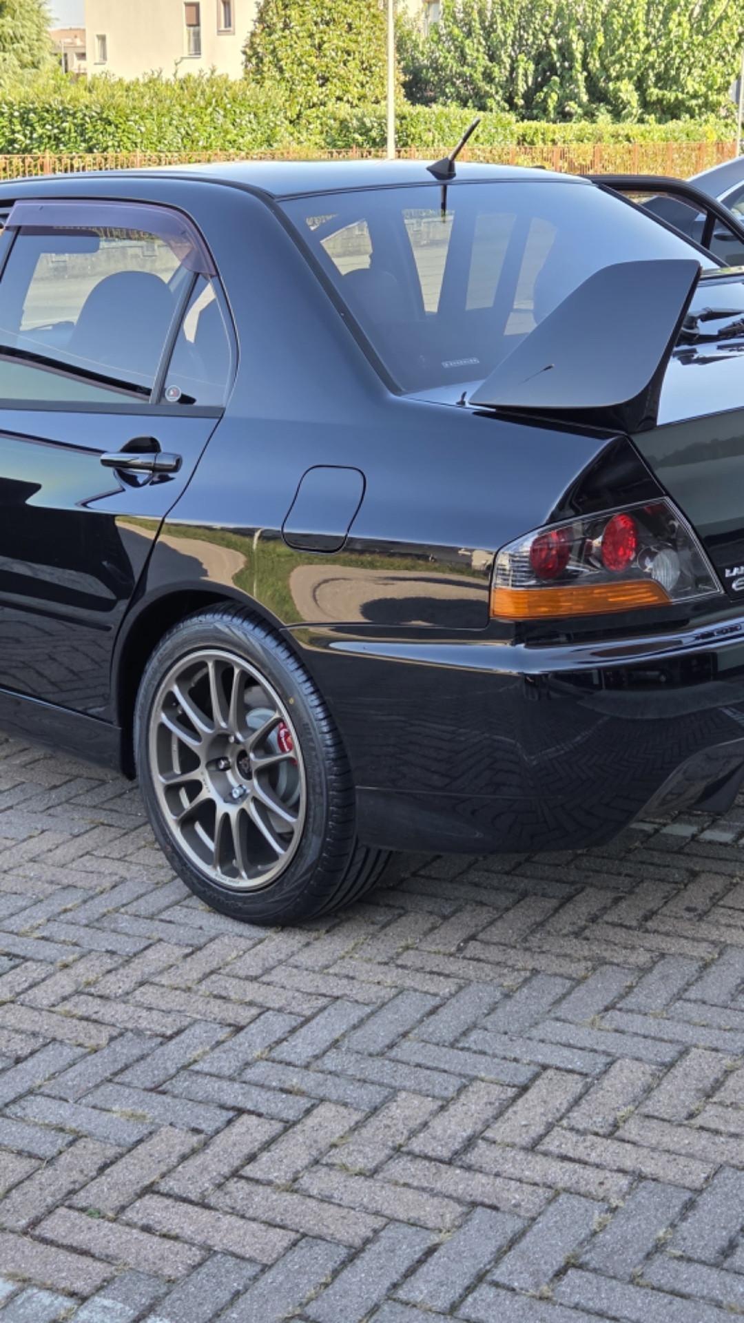Mitsubishi Lancer Evolution IX