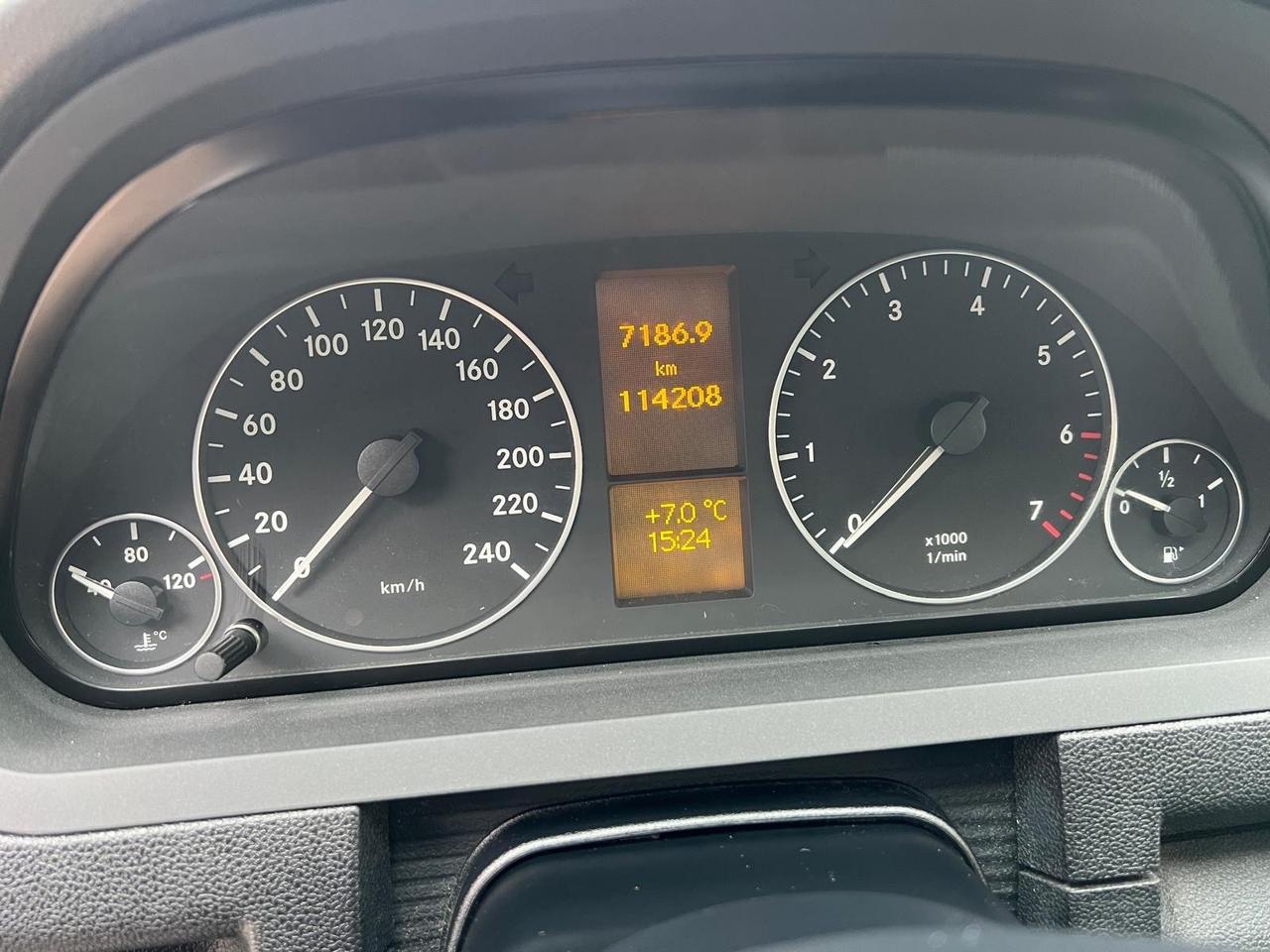 Mercedes-benz A 160 BlueEFFICIENCY Special Edition