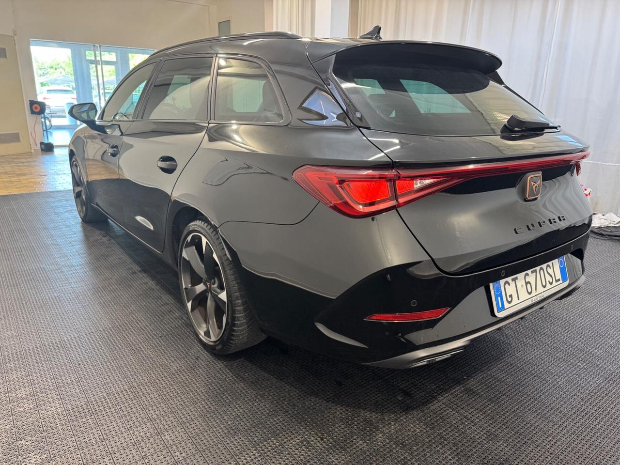 Cupra Leon Sportstourer 1.5 Hybrid 150CV DSG