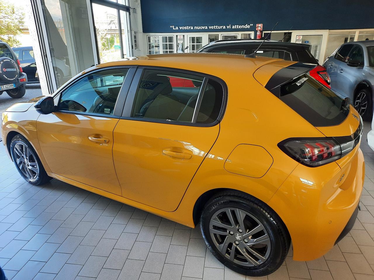Peugeot 208 PureTech 75 Stop&Start 5 porte Active Pack