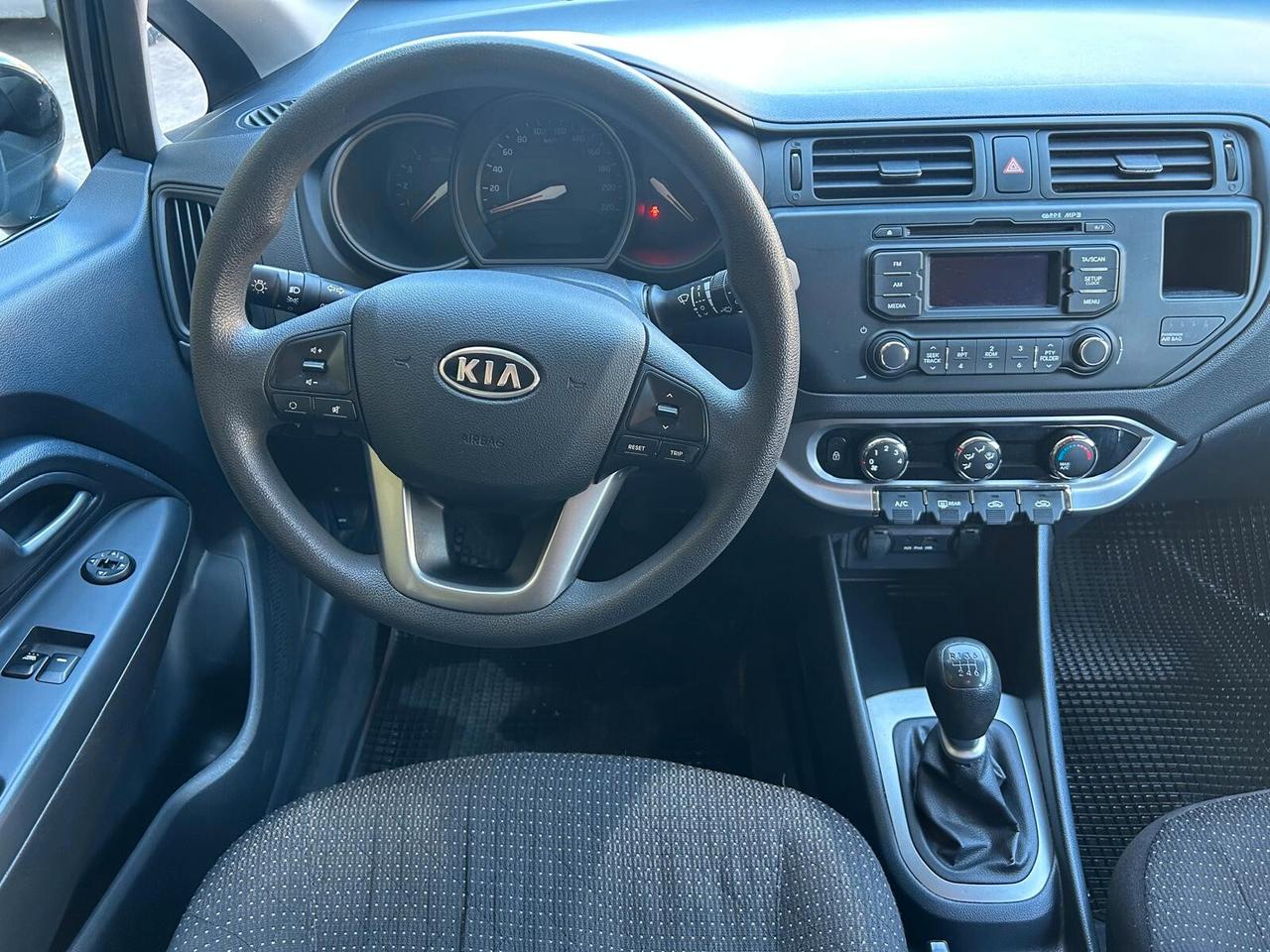 Kia Rio 1.1 CRDi WGT 5p. EX