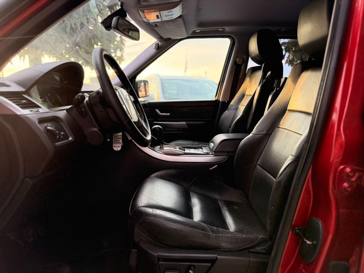 LAND ROVER - Range Rover Sport - 2.7 TDV6 HSE