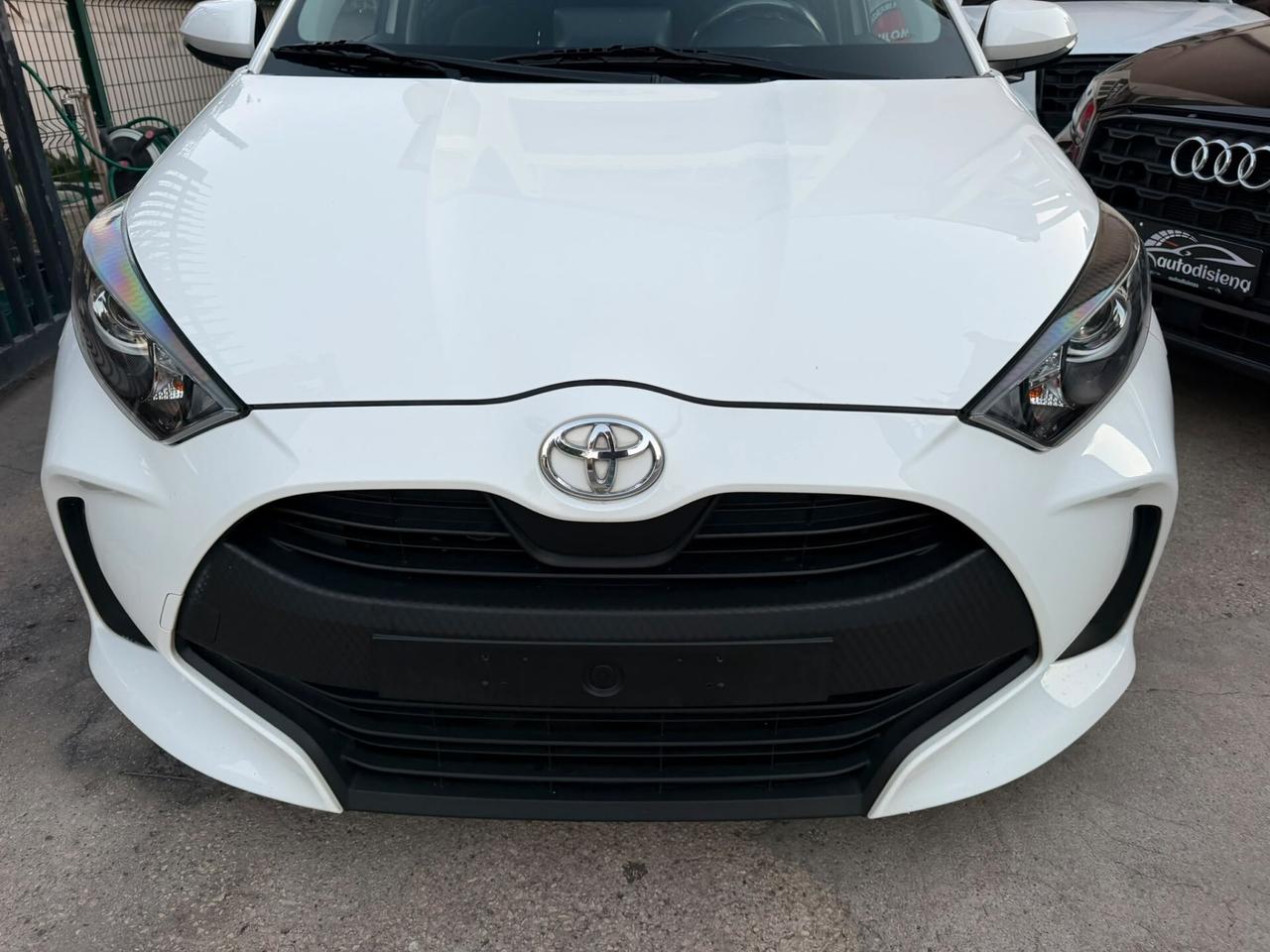 Toyota Yaris 1.0 benzina