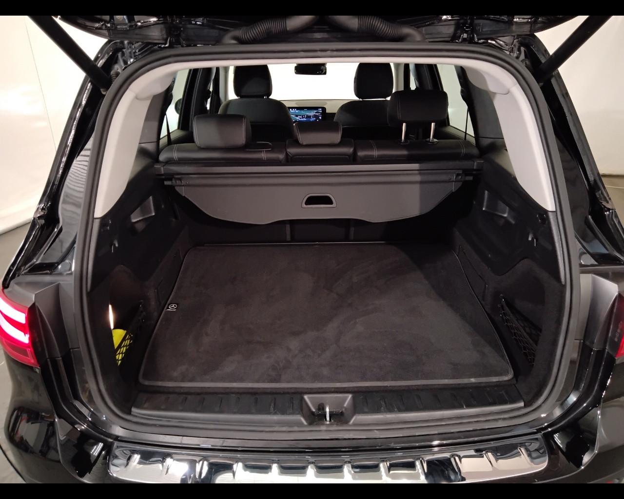 Mercedes-Benz GLB - X247 2023 - GLB 180 d Progressive Advanced auto