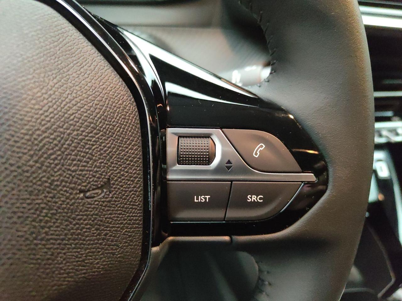 PEUGEOT 208 II 2023 1.2 PURETECH 100CV ALLURE