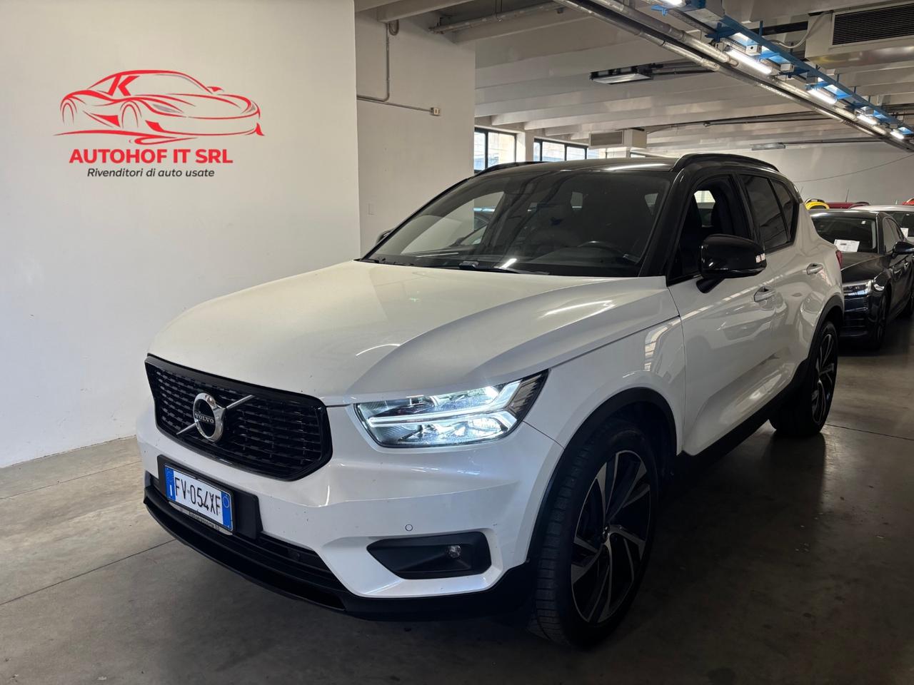 Volvo XC40 D3 GearTronic R-DESIGN |FULL OPTIONAL |
