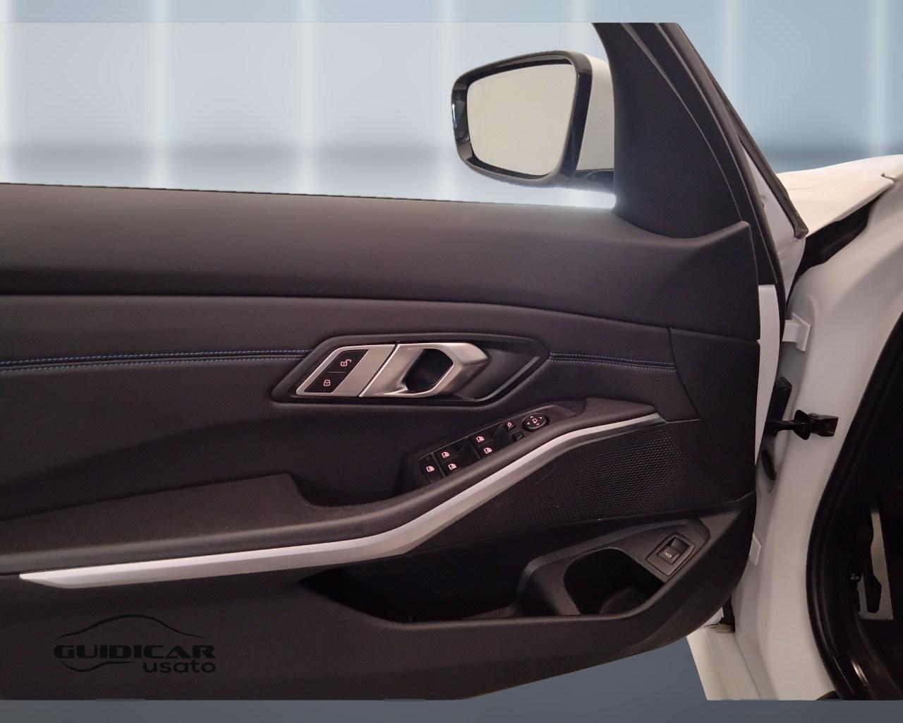 BMW Serie 3 G21 2022 Touring - 320d Touring mhev 48V MSport auto