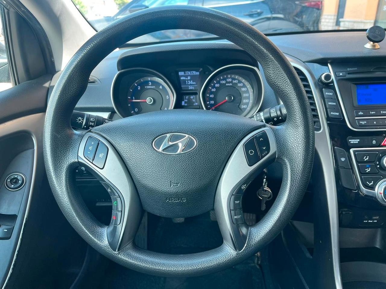 Hyundai i30 1.6 CRDi 5p. Comfort Neopat.