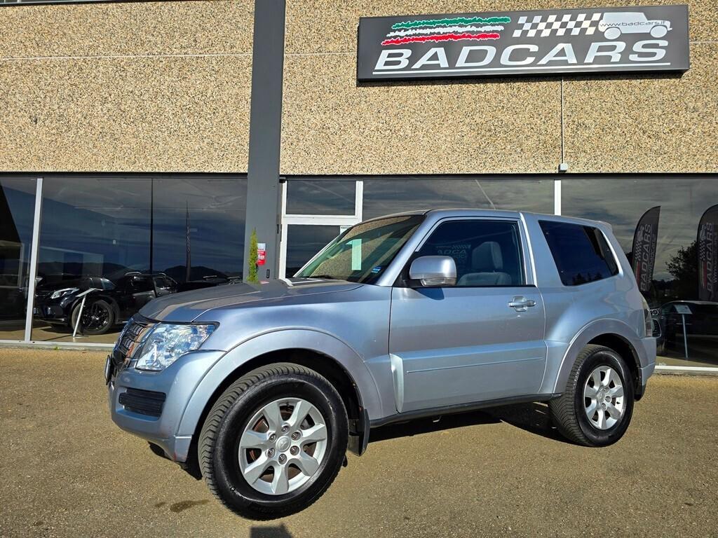 Mitsubishi Pajero 3.2 DI-D 190CV INSTYLE