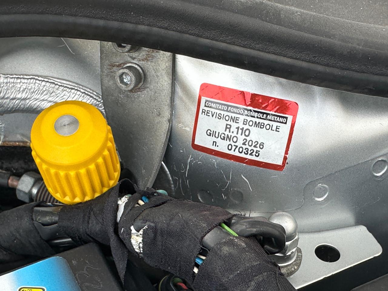 Volkswagen Golf 1.6 3p. Comfortline