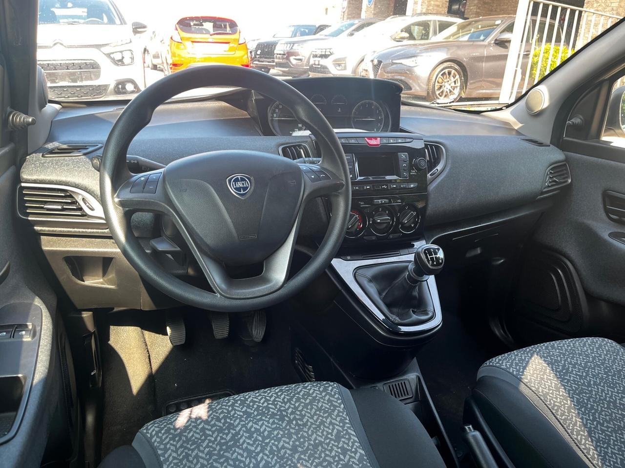 Lancia Ypsilon 1.2 69 CV 5 porte GPL Ecochic Elefantino Blu