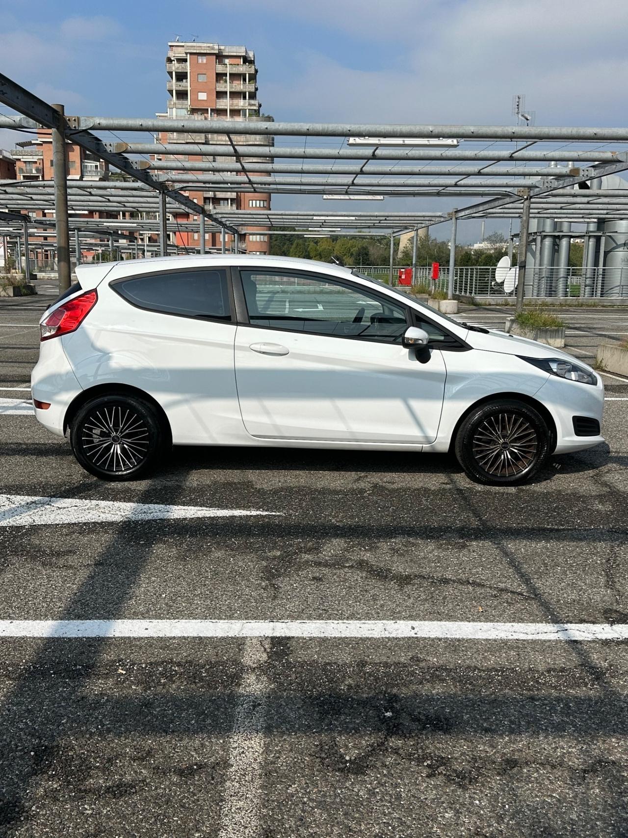 Ford Fiesta 1.0 80CV 3 porte Titanium