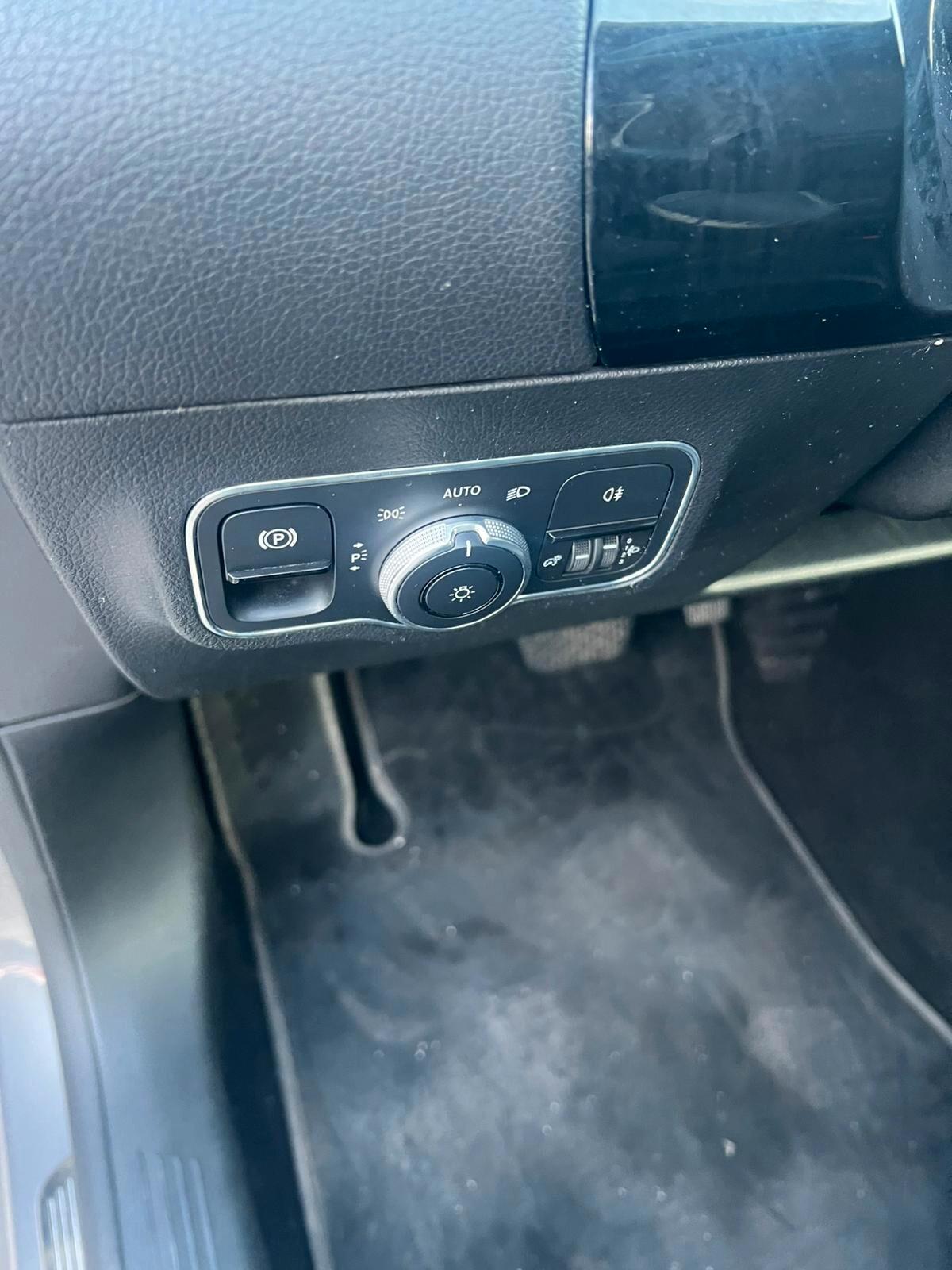Mercedes-benz B 180 d Automatic Sport