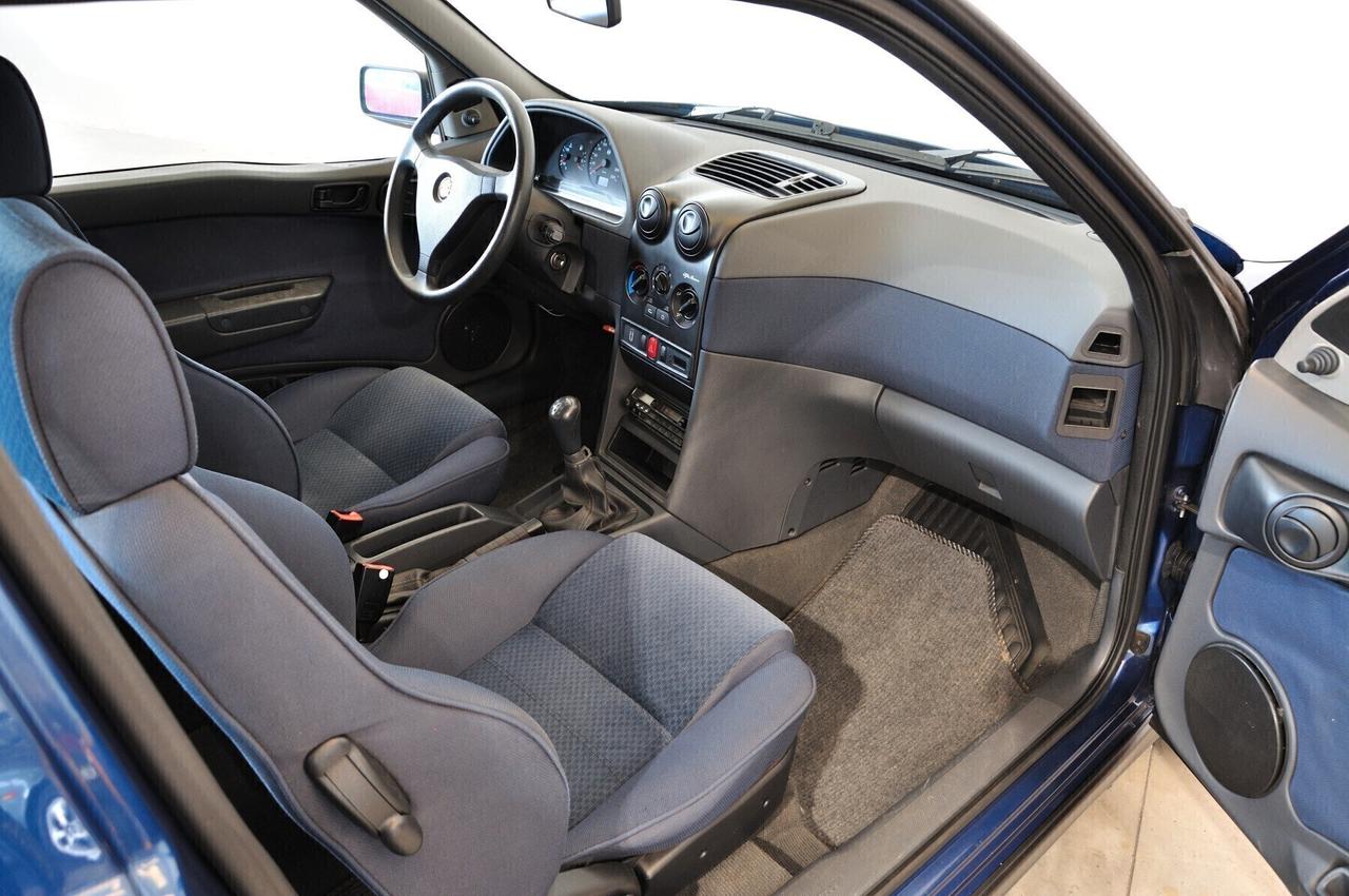 Alfa Romeo 145 1.4i 16V Twin Spark cat Clima