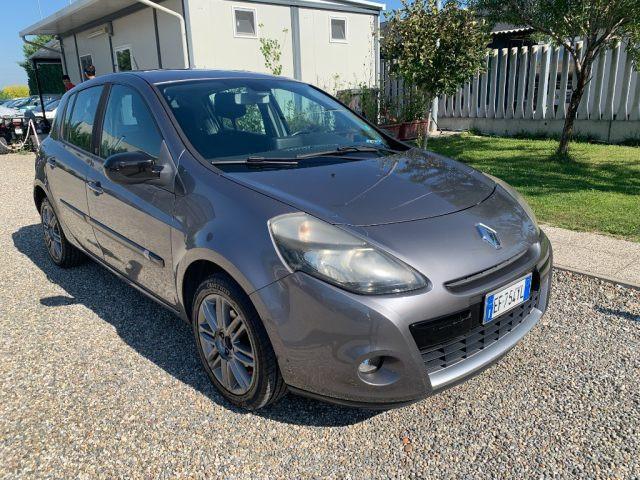 RENAULT Clio 1.2 16V 5 porte Luxe