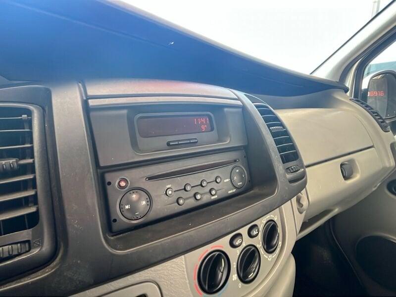 Renault Trafic Trafic T27 2.5dCi/140 16V PC-TN Furg.Con