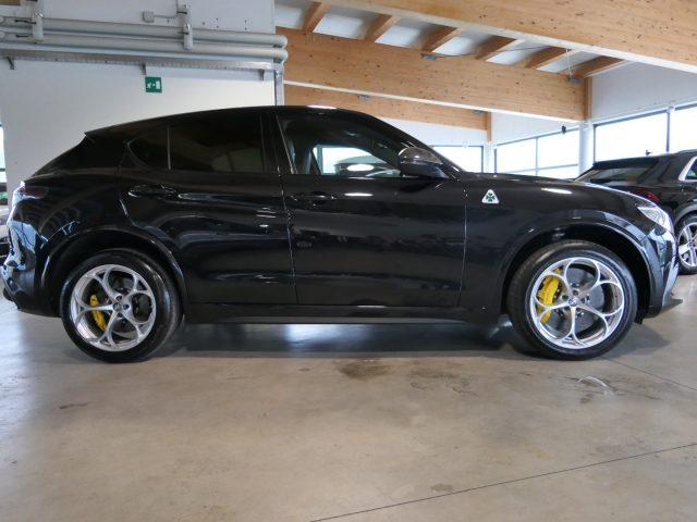 ALFA ROMEO Stelvio 2.9 Bi-Turbo V6 510 CV QV CARBO-AKRAPOVIC