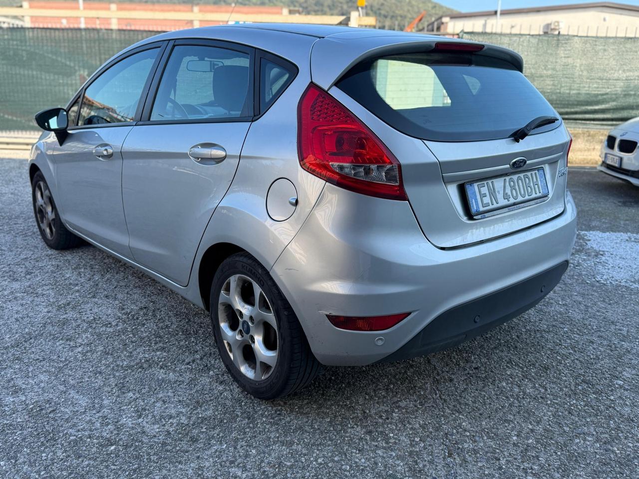 Ford Fiesta 1.2 benzina anno 2012