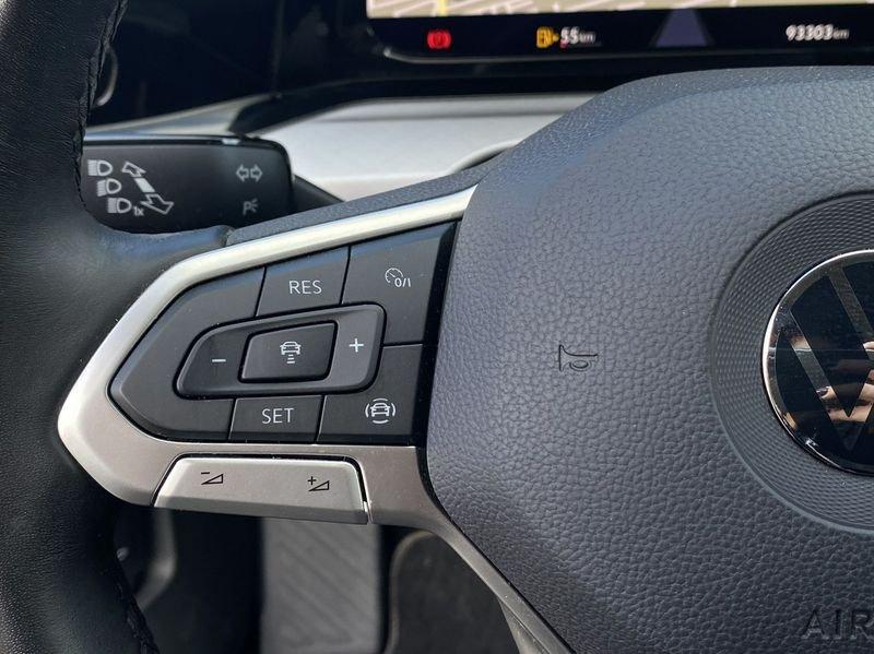 Volkswagen Golf 8 Life 2.0 TDI 116CV