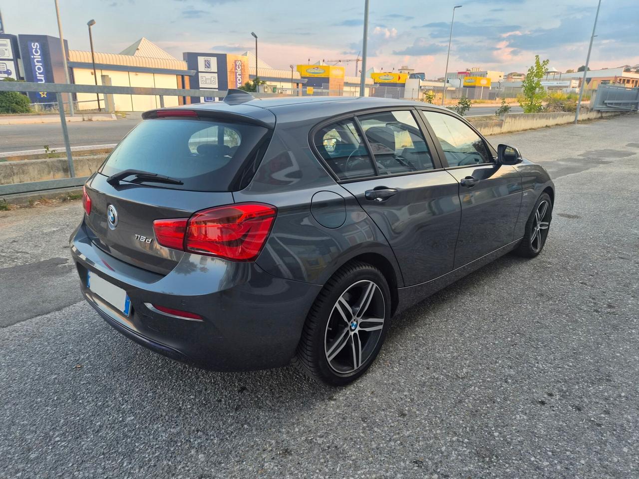 Bmw 116 116d 5p. Sport