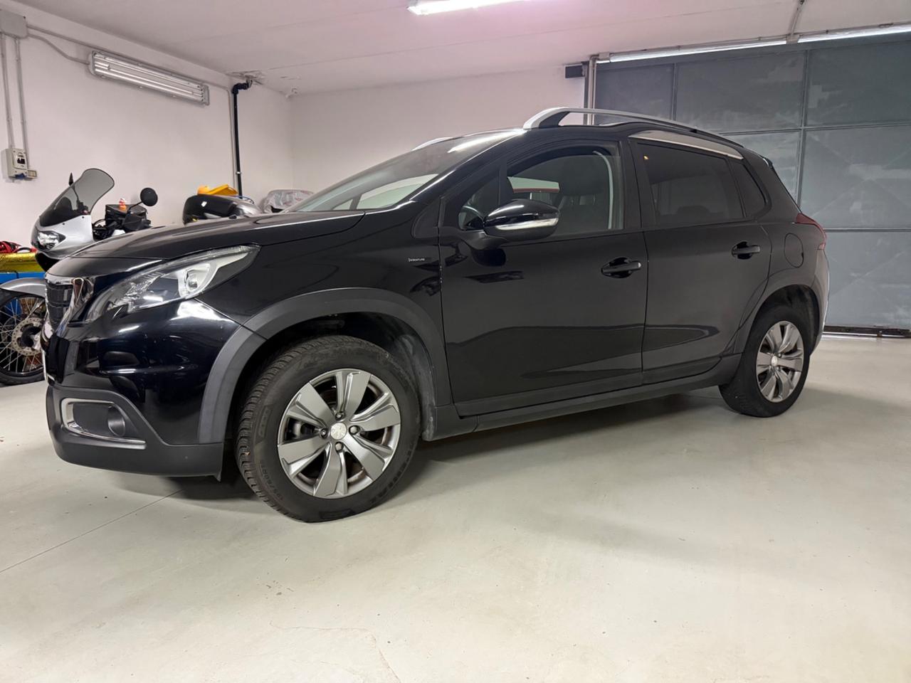 Peugeot 2008 PureTech 82 S&S Allure