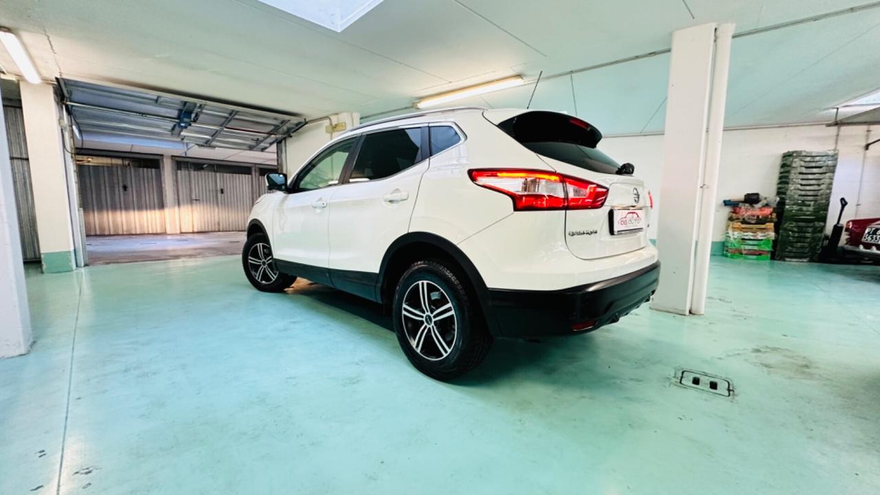 Nissan Qashqai 130CV. Tettuccio panoramico