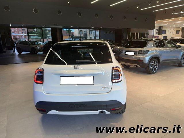 FIAT 600 Hybrid 110 CV DCT MHEV Pop + cerchi in lega